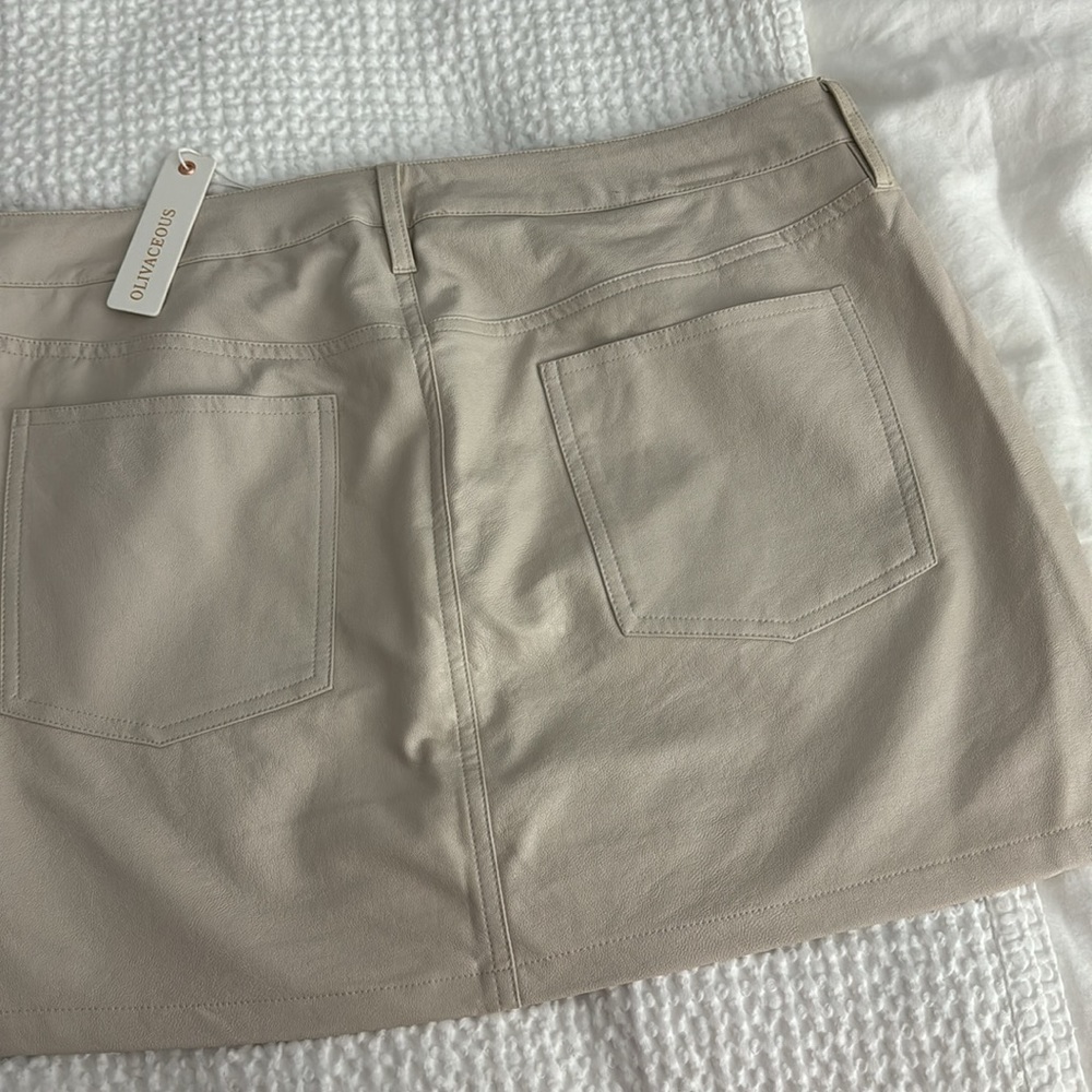 Faux Leather Skirt - Picture 6 of 8